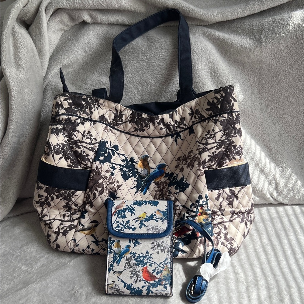 The Bradford Exchange Quilted Bird-Print Tote in Blue, White, Red, Yellow NWOT - Picture 2 of 15